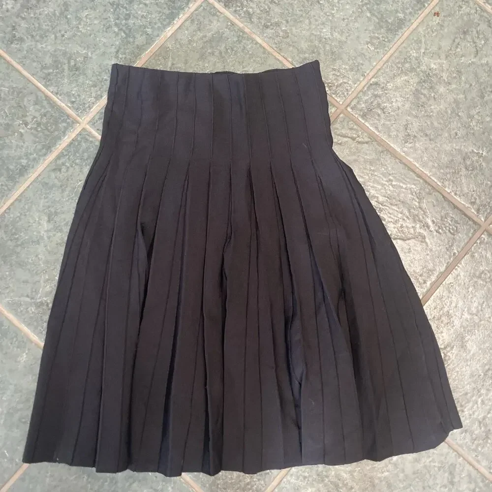 C22 Ascollection Women's Size M Solid Pleated Midi Skirt Black NWT